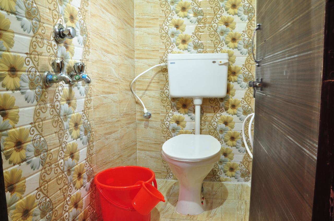 Hotel Golden Inn Balangir エクステリア 写真